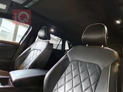 ڤۆڵکسواگن ئەتڵەس کرۆس سپۆرت